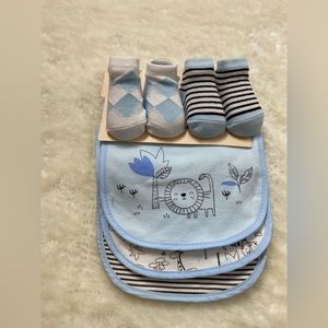5 Piece Baby Bib and Sock Set